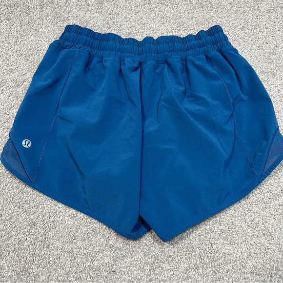 Lululemon Hotty Hot Short II (Long 4")
Royal sz4 EUC - Picture 1 of 6
